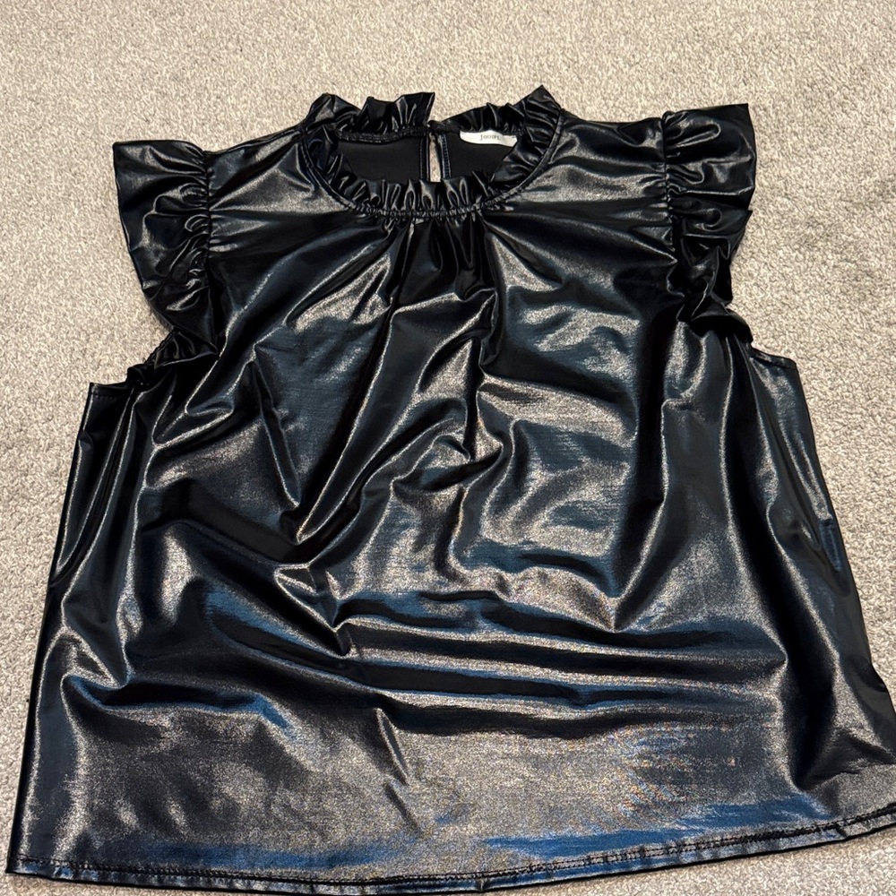 JODIFL Shiny Black Ruffled Blouse
